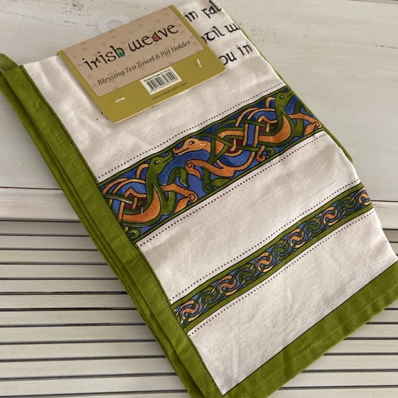 Irish Weave Blessing Tea Towel & Pot Holder - Picture 4 of 7